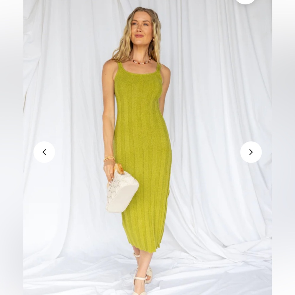 Vestique Summer Sangria Green Midi Dress